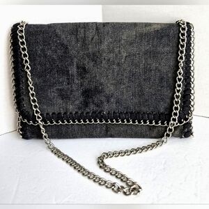 URBAN EXPRESSIONS BLACK DENIM CROSSBODY SILVER CHAIN